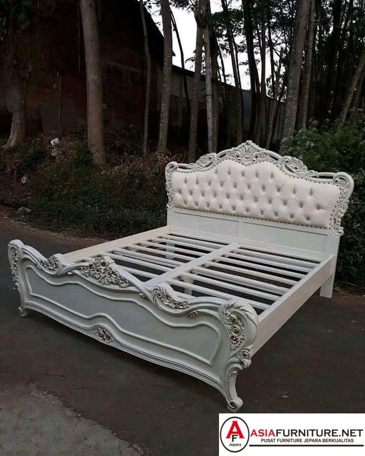 Tempat Tidur Mewah Ukiran Jepara