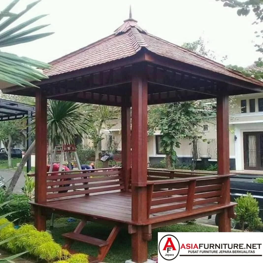 Gazebo Kayu Jati Rumah Dinas