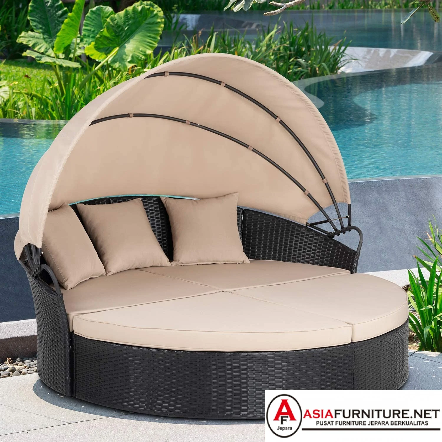 Daybed Rotan Sintetis Dhiqi
